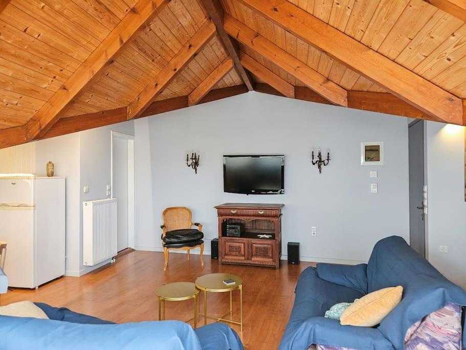 Sunny & Comfy Studio In The Heart Of Preveza Eksteriør billede