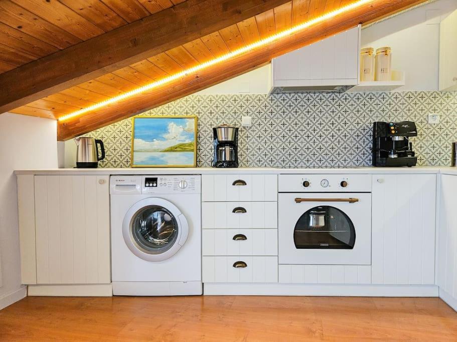 Sunny & Comfy Studio In The Heart Of Preveza Eksteriør billede